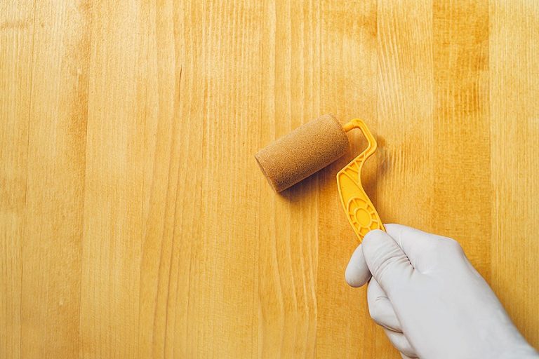 How to Seal Painted with a Sealant