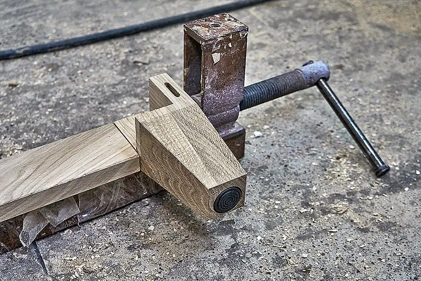 Metal to Wood Glue