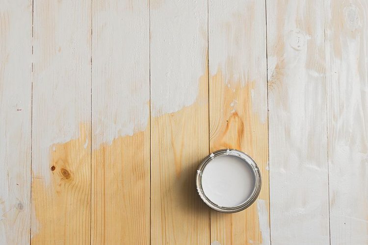 How to Whitewash Wood - Different White Wash Techniques