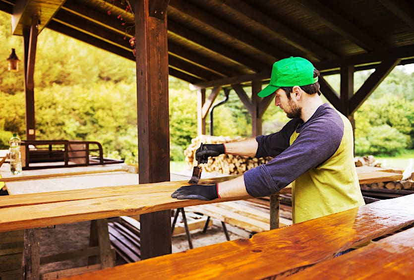 Varnish Pine for Outdoor Use