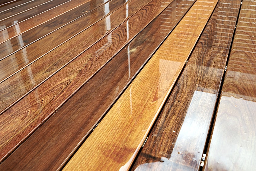 Tung Oil vs. Linseed Oil - Which Natural Oil is Best for Wood?