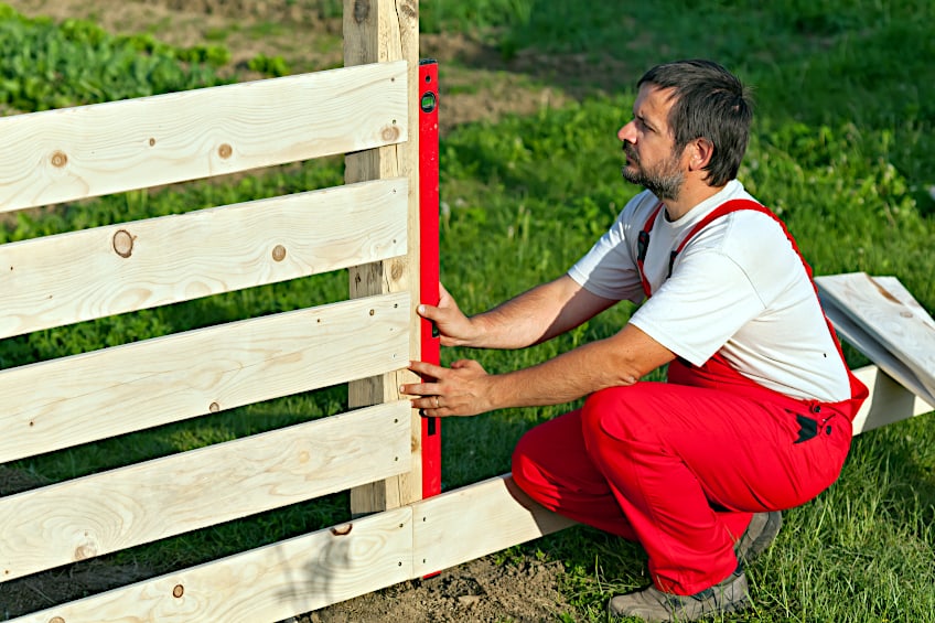 Wood Fence Building Tips