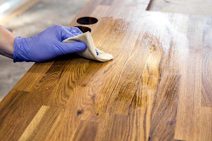 Should a Workbench Be Oiled