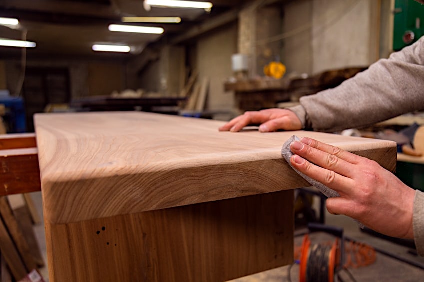 Hand-Sanding Round Wood Edges