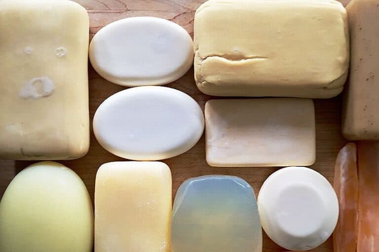 How to Drill Screws into Wood Tips to Keep Wood from Splitting